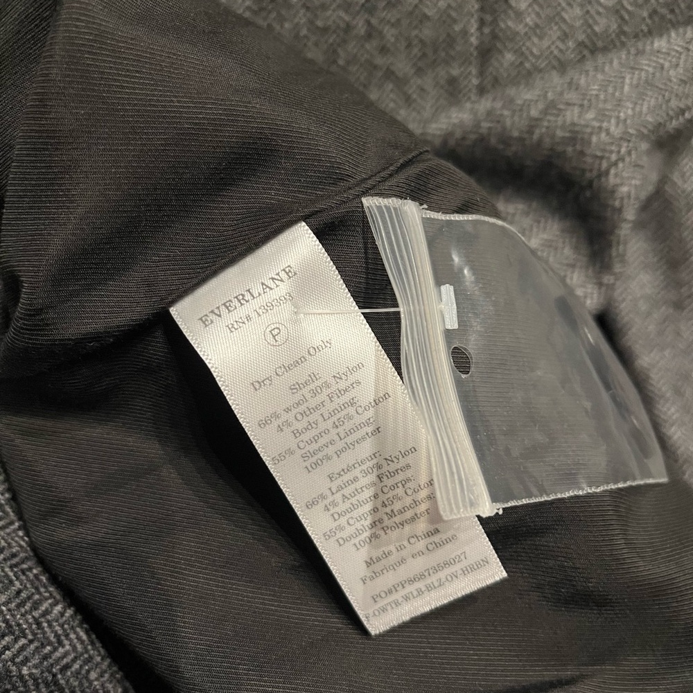 Everlane Wool Herringbone Blazer - Picture 5 of 5